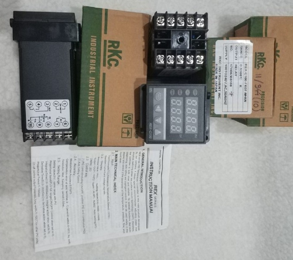 điều khiển nhiệt độ RKC REX C100